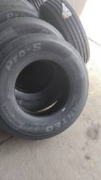Título do anúncio: Vende-se pneus 295anteo e formula