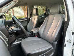 https://img.olx.com.br/thumbs256x256/84/843547146962700.jpg