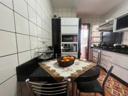 https://img.olx.com.br/thumbs256x256/84/843552280148694.jpg