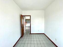 https://img.olx.com.br/thumbs256x256/84/843560409391572.jpg