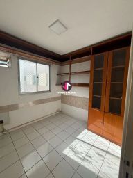 https://img.olx.com.br/thumbs256x256/84/844505400906918.jpg