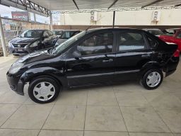 https://img.olx.com.br/thumbs256x256/84/844552643962811.jpg