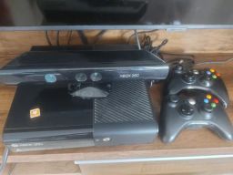 Xbox 360 // Bloqueado e Novo c/ 6 jogos e controle - Videogames