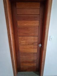 https://img.olx.com.br/thumbs256x256/84/845518612410523.jpg