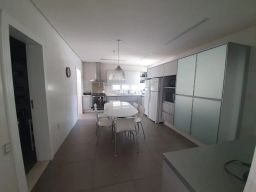 https://img.olx.com.br/thumbs256x256/84/846502752603863.jpg