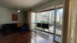 https://img.olx.com.br/thumbs256x256/84/846571882920396.jpg