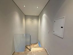 https://img.olx.com.br/thumbs256x256/84/846586407025152.jpg
