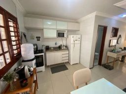 https://img.olx.com.br/thumbs256x256/84/846588522323135.jpg