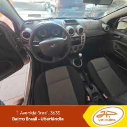 https://img.olx.com.br/thumbs256x256/84/846601427939122.jpg