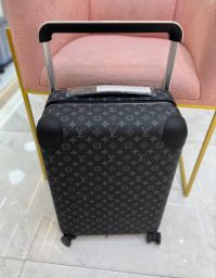 https://img.olx.com.br/thumbs256x256/84/846675435750923.jpg