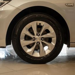 https://img.olx.com.br/thumbs256x256/84/847411426431937.jpg
