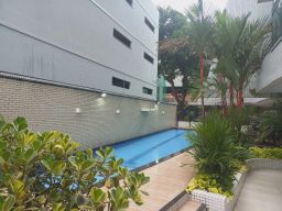 https://img.olx.com.br/thumbs256x256/84/847520408661040.jpg