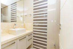 https://img.olx.com.br/thumbs256x256/84/847535760763421.jpg