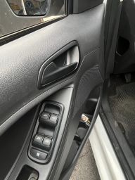 https://img.olx.com.br/thumbs256x256/84/847547232208016.jpg
