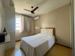 https://img.olx.com.br/thumbs256x256/84/847567407768476.jpg