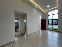 https://img.olx.com.br/thumbs256x256/84/847579405104086.jpg