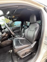 https://img.olx.com.br/thumbs256x256/84/847606015298717.jpg