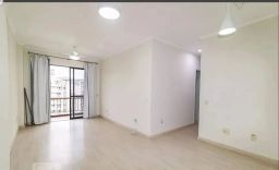 https://img.olx.com.br/thumbs256x256/84/848504642357472.jpg