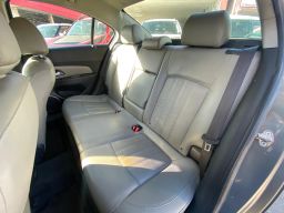 https://img.olx.com.br/thumbs256x256/84/848541048776423.jpg
