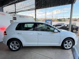 https://img.olx.com.br/thumbs256x256/84/849652311049113.jpg