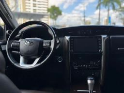 https://img.olx.com.br/thumbs256x256/84/849694735198849.jpg