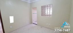 https://img.olx.com.br/thumbs256x256/85/850688423790015.jpg