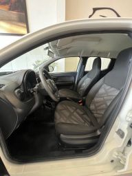 https://img.olx.com.br/thumbs256x256/85/851659425916432.jpg