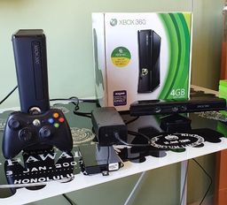 Título do anúncio: Console Xbox 360 Slim (110V) + Kinect + 2 controles + Disco rígido 250 Gb + 10 jogos 
