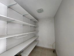https://img.olx.com.br/thumbs256x256/85/853545402802011.jpg