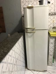 https://img.olx.com.br/thumbs256x256/85/853596398456789.jpg