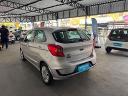 https://img.olx.com.br/thumbs256x256/85/853601557334718.jpg