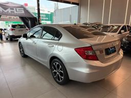 https://img.olx.com.br/thumbs256x256/85/853640209667499.jpg