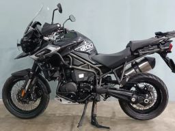 https://img.olx.com.br/thumbs256x256/85/854652363466331.jpg