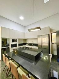 https://img.olx.com.br/thumbs256x256/85/855592516376256.jpg