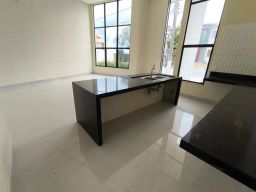 https://img.olx.com.br/thumbs256x256/85/855599647807159.jpg