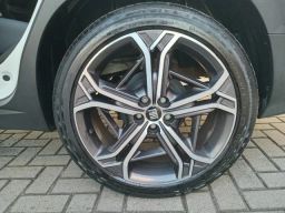 https://img.olx.com.br/thumbs256x256/85/856538765989057.jpg