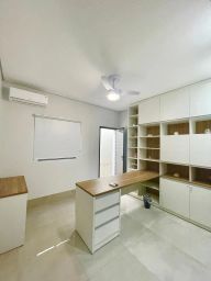 https://img.olx.com.br/thumbs256x256/85/857547391221526.jpg