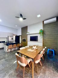 https://img.olx.com.br/thumbs256x256/85/857583155448857.jpg
