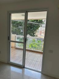 https://img.olx.com.br/thumbs256x256/85/858561278120742.jpg