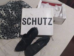 Título do anúncio: Sapato da marca Shutz