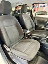 https://img.olx.com.br/thumbs256x256/86/860537520766808.jpg