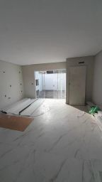 https://img.olx.com.br/thumbs256x256/86/860565755741835.jpg