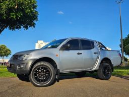 https://img.olx.com.br/thumbs256x256/86/860593041907203.jpg
