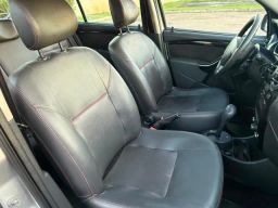 https://img.olx.com.br/thumbs256x256/86/860602189189280.jpg
