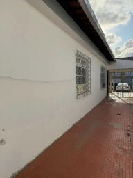 https://img.olx.com.br/thumbs256x256/86/861589521850210.jpg