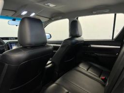 https://img.olx.com.br/thumbs256x256/86/863540643516960.jpg