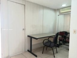 https://img.olx.com.br/thumbs256x256/86/863550024069071.jpg