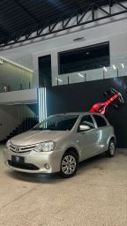 https://img.olx.com.br/thumbs256x256/86/863615667801938.jpg