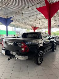 https://img.olx.com.br/thumbs256x256/86/863676563566145.jpg