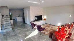 https://img.olx.com.br/thumbs256x256/86/864551380686811.jpg